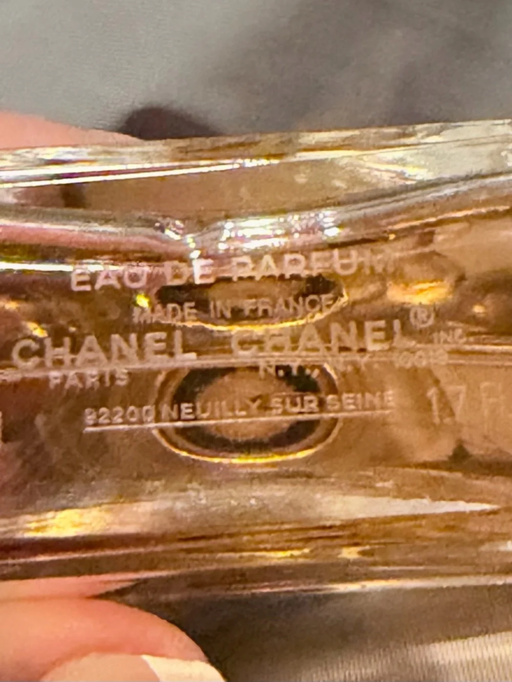 CHANEL MADEMOISELLE 1.7oz Eau de Parfum - Picture 2 of 4